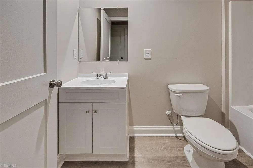 374 Yow Drive Seagrove, NC 27341