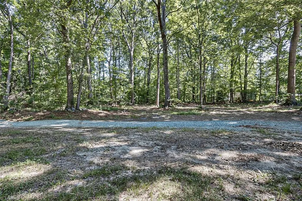374 Yow Drive Seagrove, NC 27341