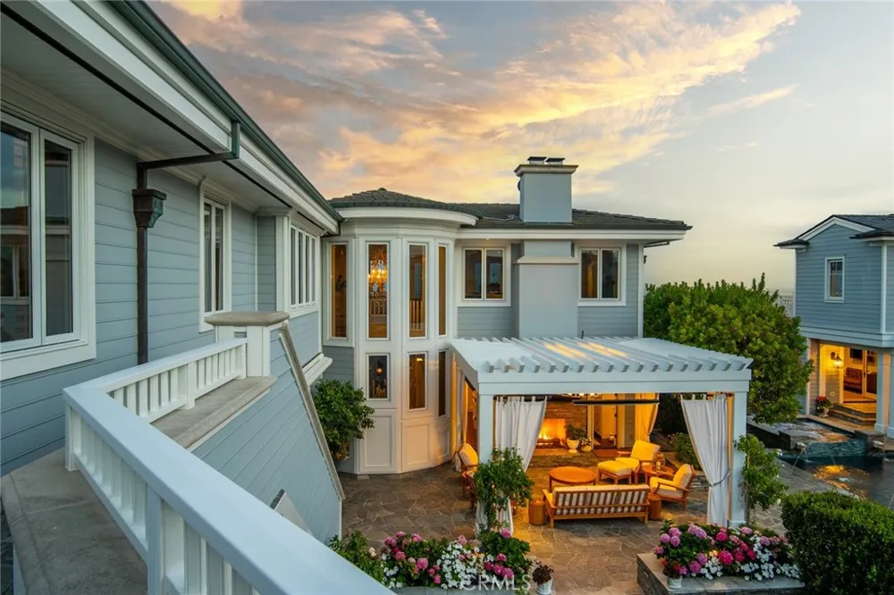 157 EMERALD BAY Laguna Beach, CA 92651