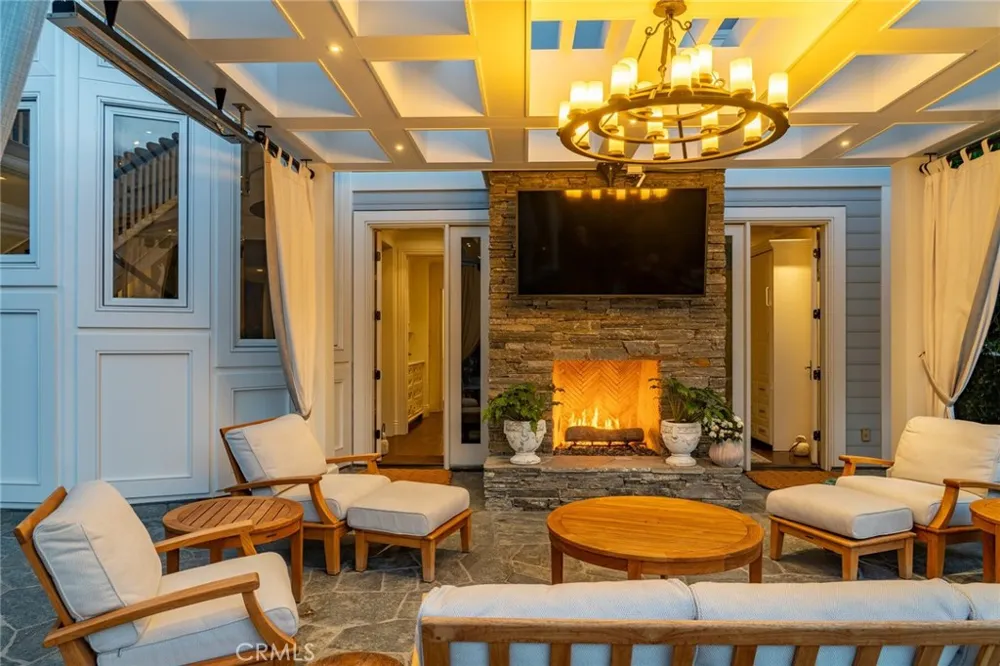 157 EMERALD BAY Laguna Beach, CA 92651