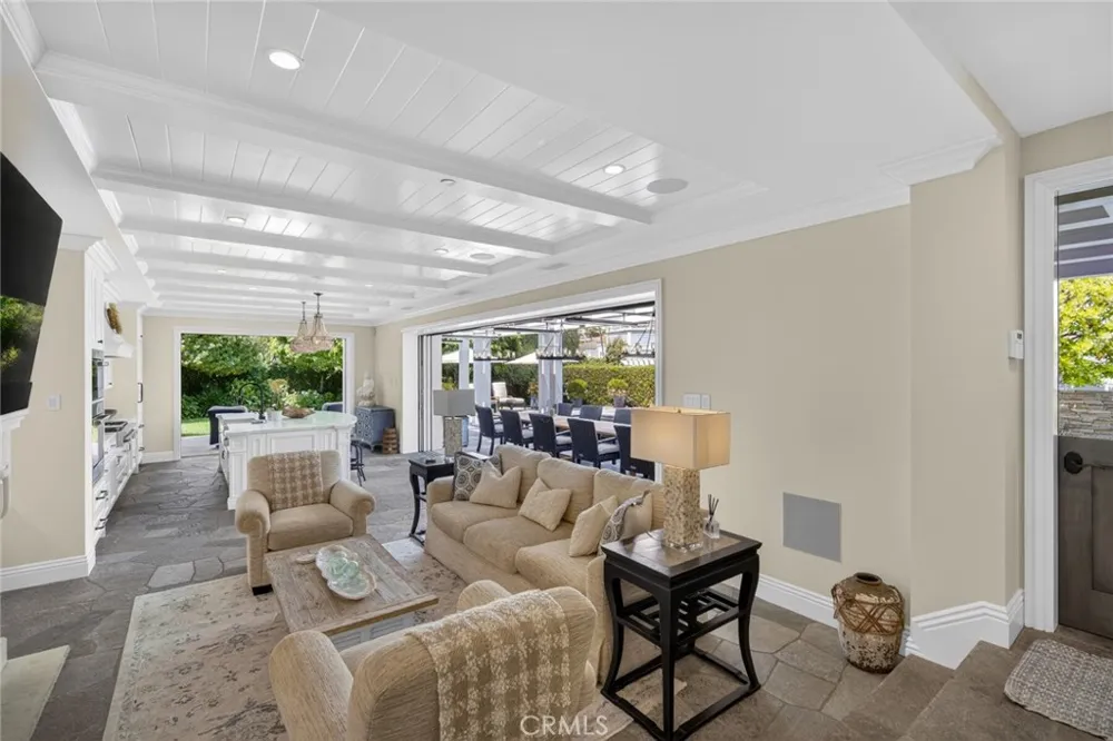 157 EMERALD BAY Laguna Beach, CA 92651