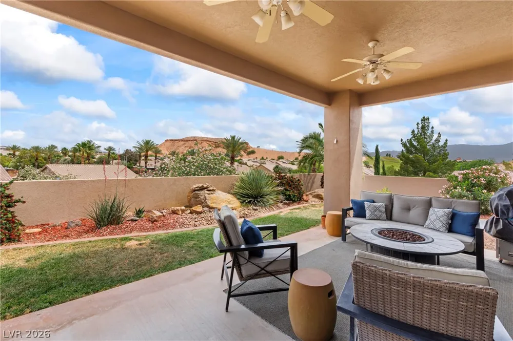 901 Crest View Drive Mesquite, NV 89027