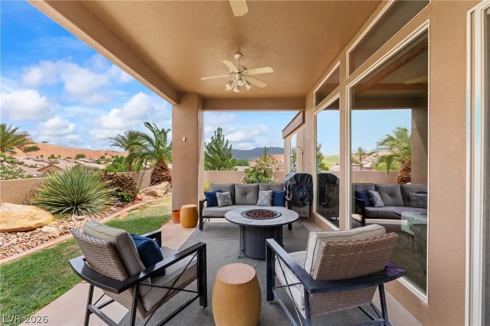 901 Crest View Drive Mesquite, NV 89027