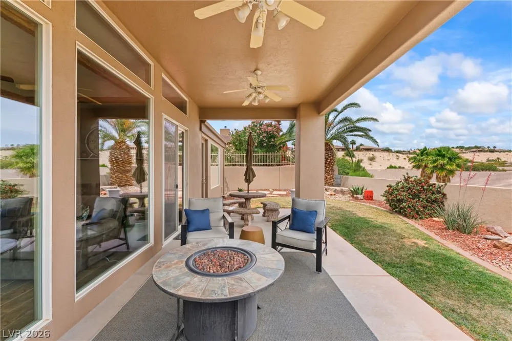 901 Crest View Drive Mesquite, NV 89027