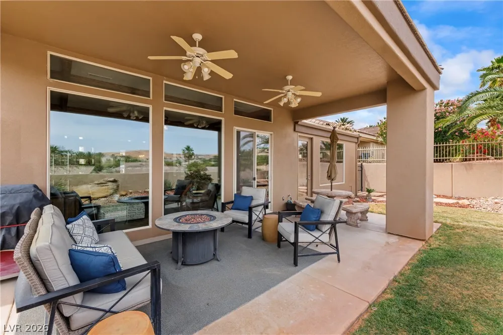 901 Crest View Drive Mesquite, NV 89027