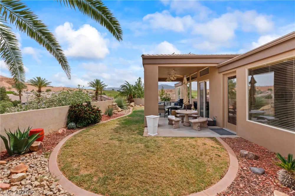 901 Crest View Drive Mesquite, NV 89027