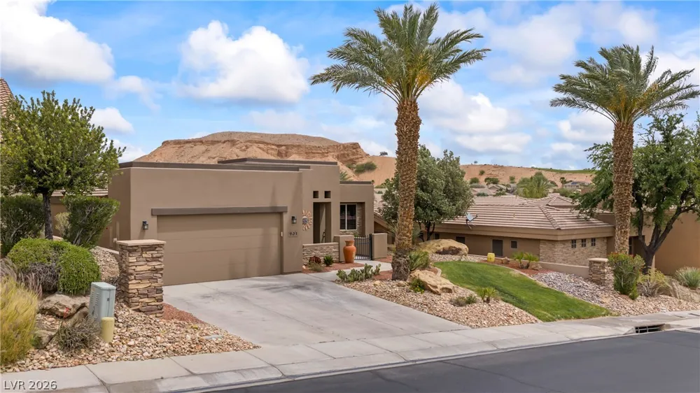 901 Crest View Drive Mesquite, NV 89027