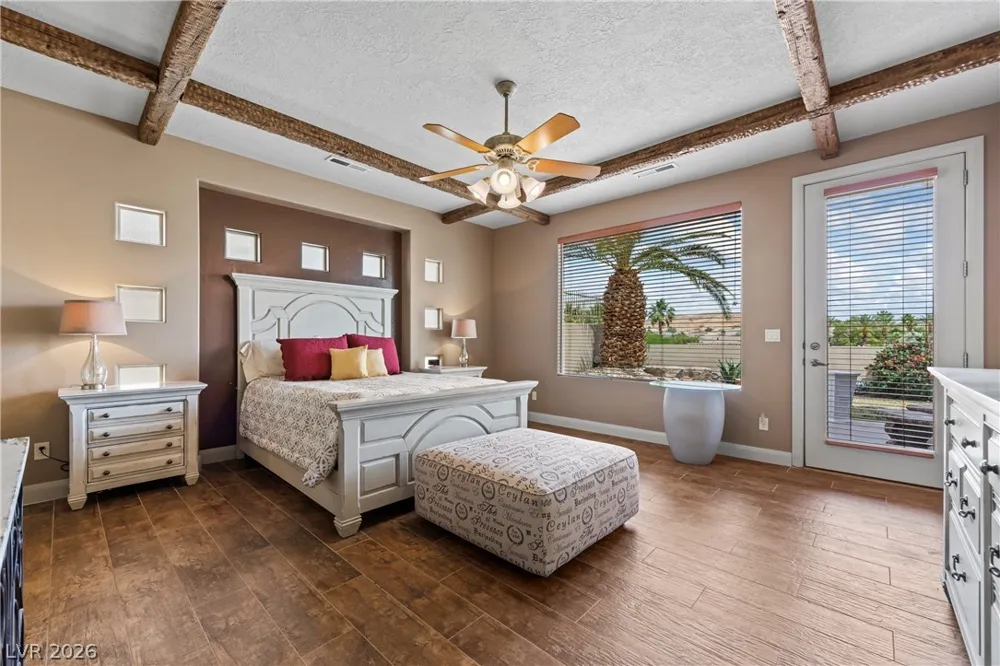 901 Crest View Drive Mesquite, NV 89027