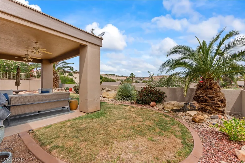 901 Crest View Drive Mesquite, NV 89027