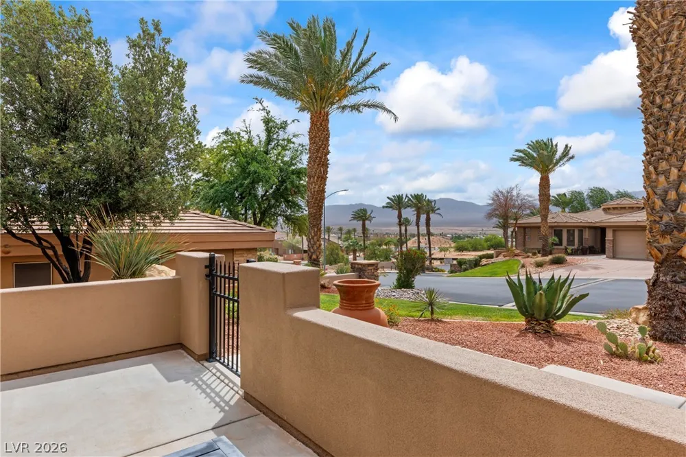 901 Crest View Drive Mesquite, NV 89027