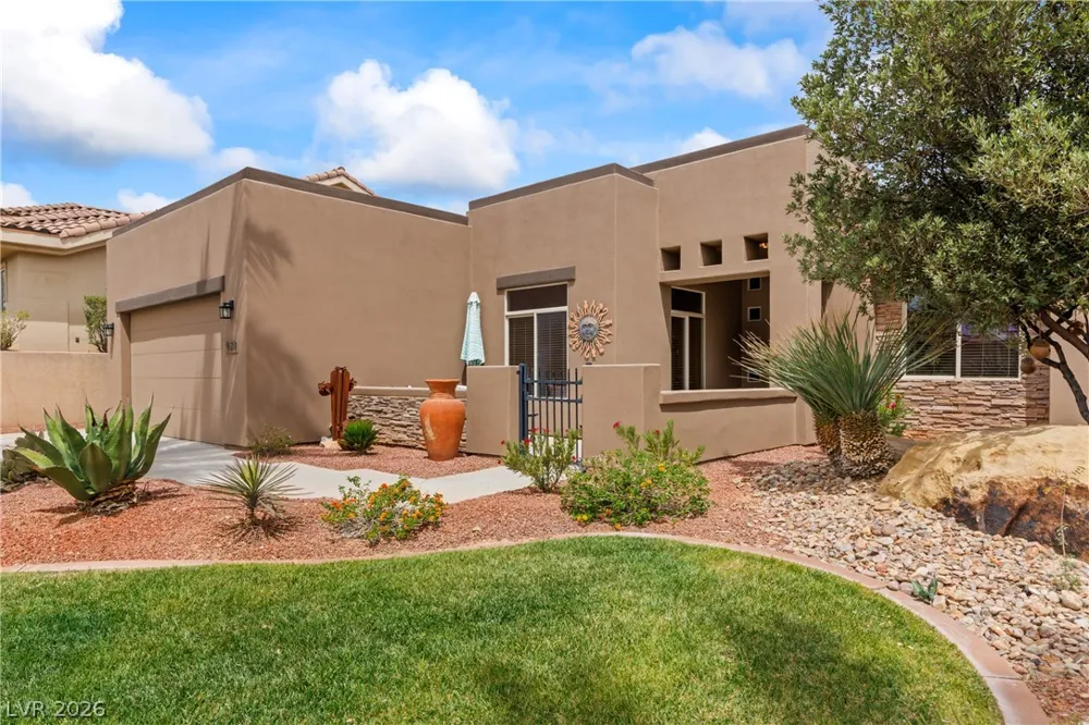 901 Crest View Drive Mesquite, NV 89027