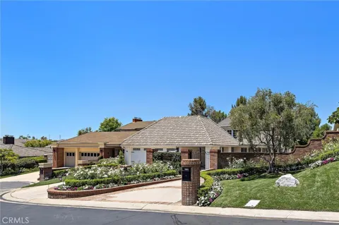 5603 E Crest De Ville