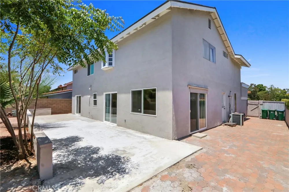 3792 Claremont Irvine, CA 92614