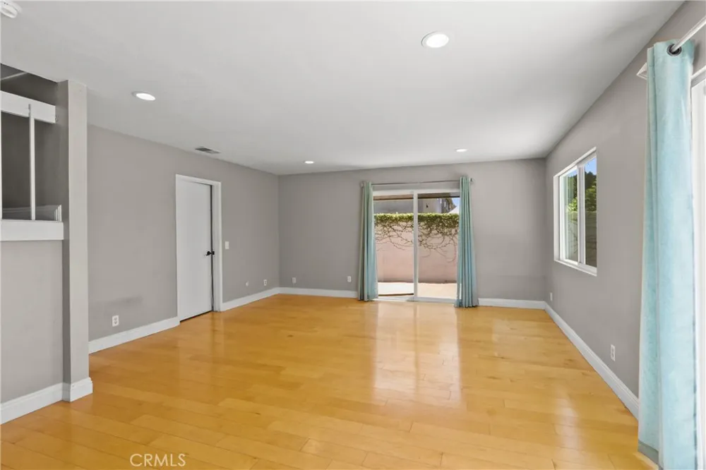 3792 Claremont Irvine, CA 92614