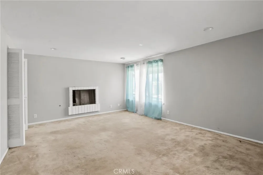 3792 Claremont Irvine, CA 92614