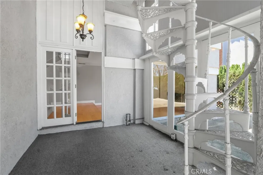 3792 Claremont Irvine, CA 92614