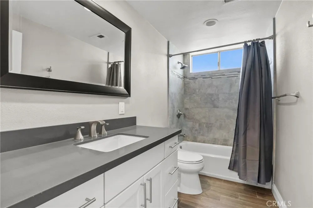 3792 Claremont Irvine, CA 92614