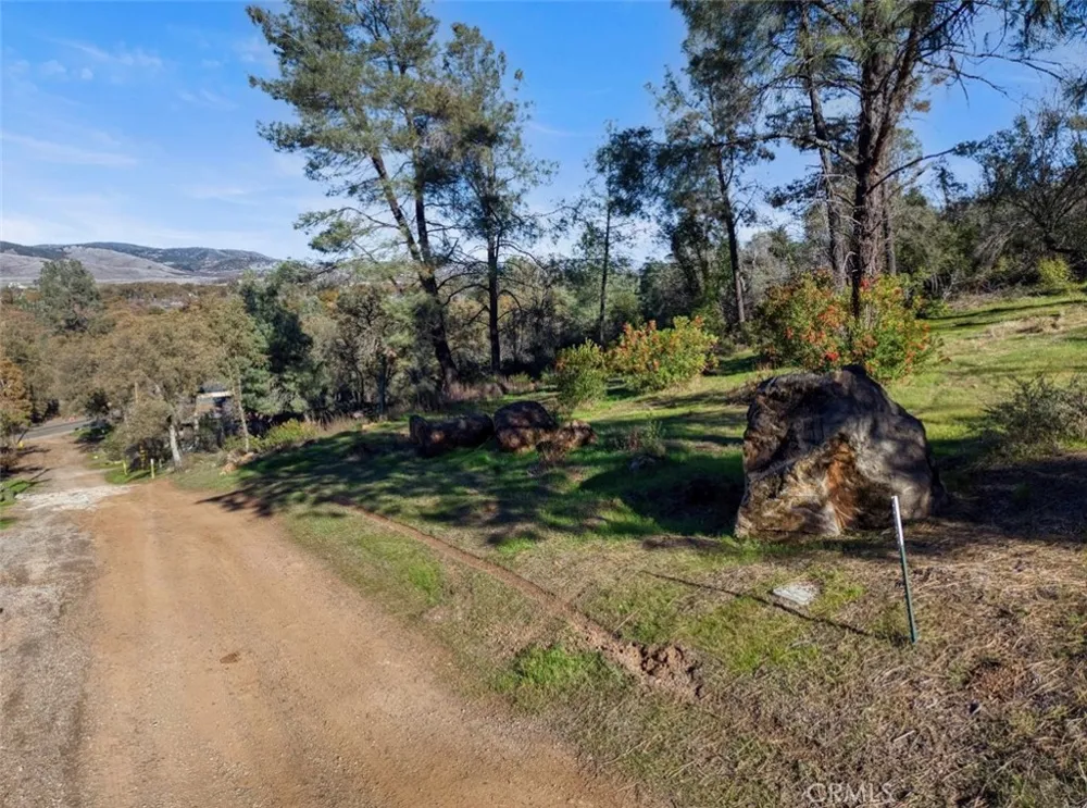 3522 Filmore Avenue Clearlake, CA 95422