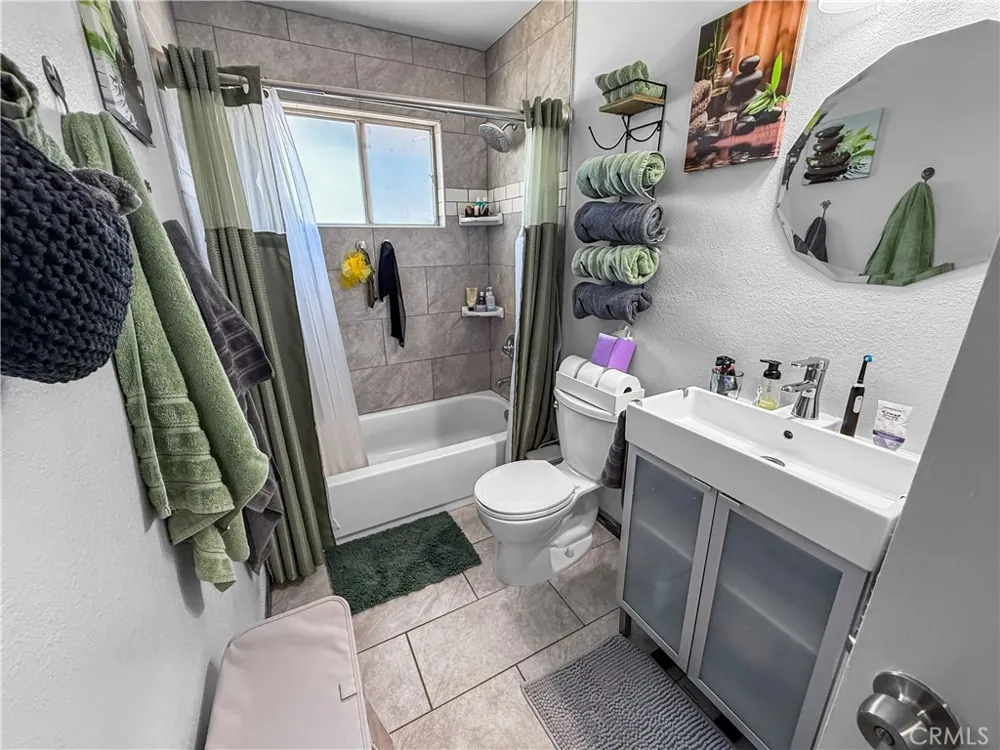 23 Las Plumas Way Oroville, CA 95966