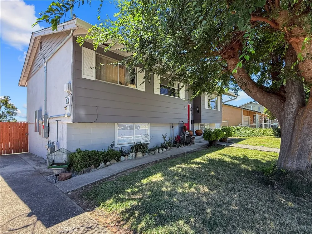 23 Las Plumas Way Oroville, CA 95966