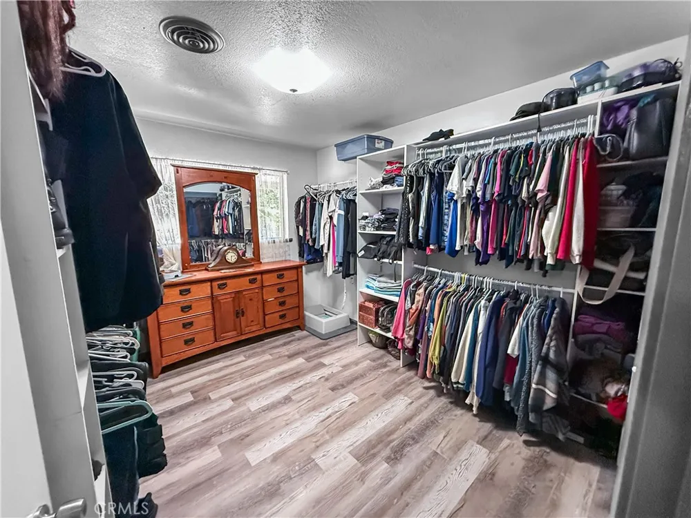 23 Las Plumas Way Oroville, CA 95966