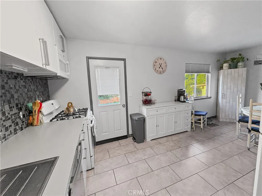 23 Las Plumas Way Oroville, CA 95966