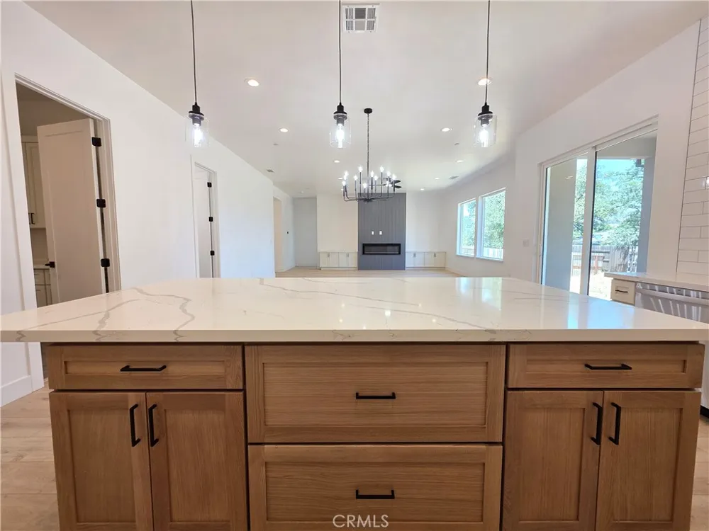 221 Lariat Loop Oroville, CA 95966