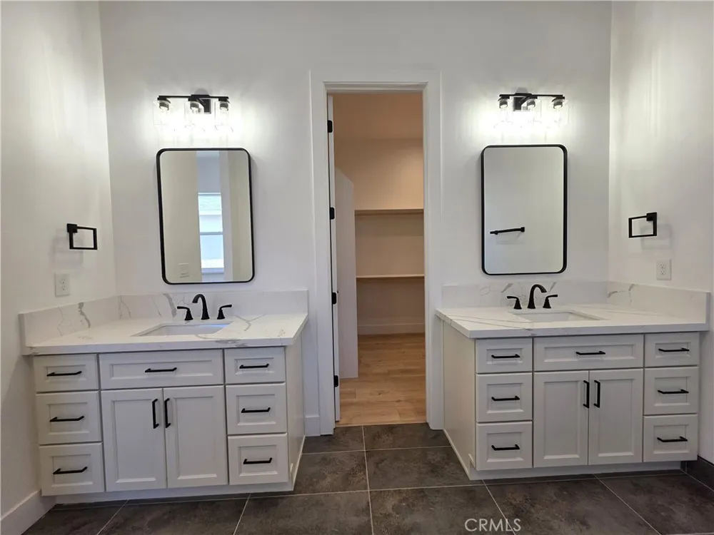 221 Lariat Loop Oroville, CA 95966