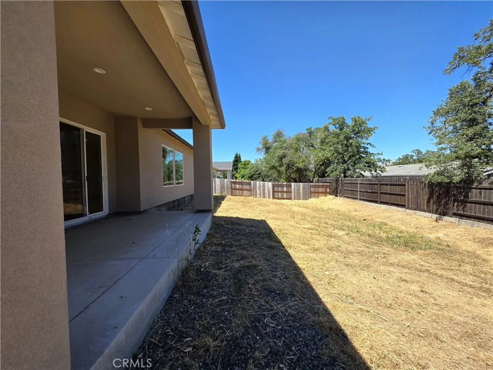 221 Lariat Loop Oroville, CA 95966