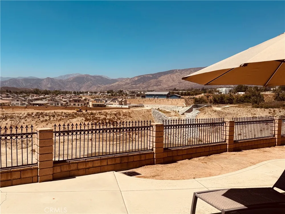 35102 Persimmon Yucaipa, CA 92399