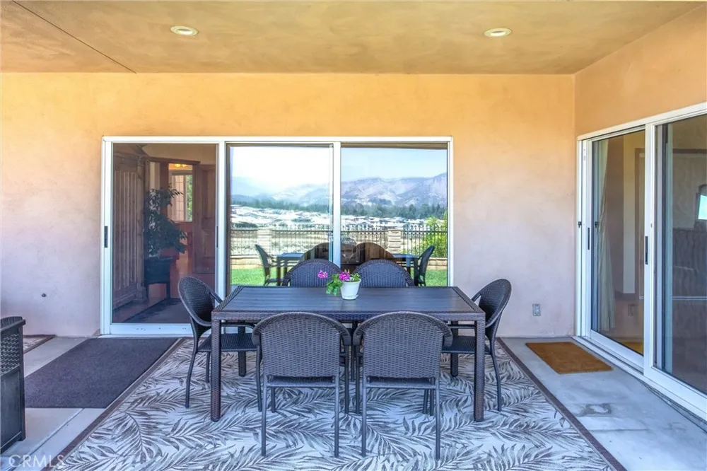 35102 Persimmon Yucaipa, CA 92399