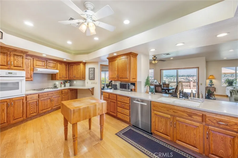 35102 Persimmon Yucaipa, CA 92399