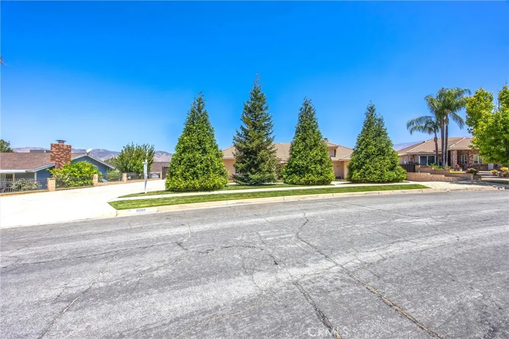 35102 Persimmon Yucaipa, CA 92399