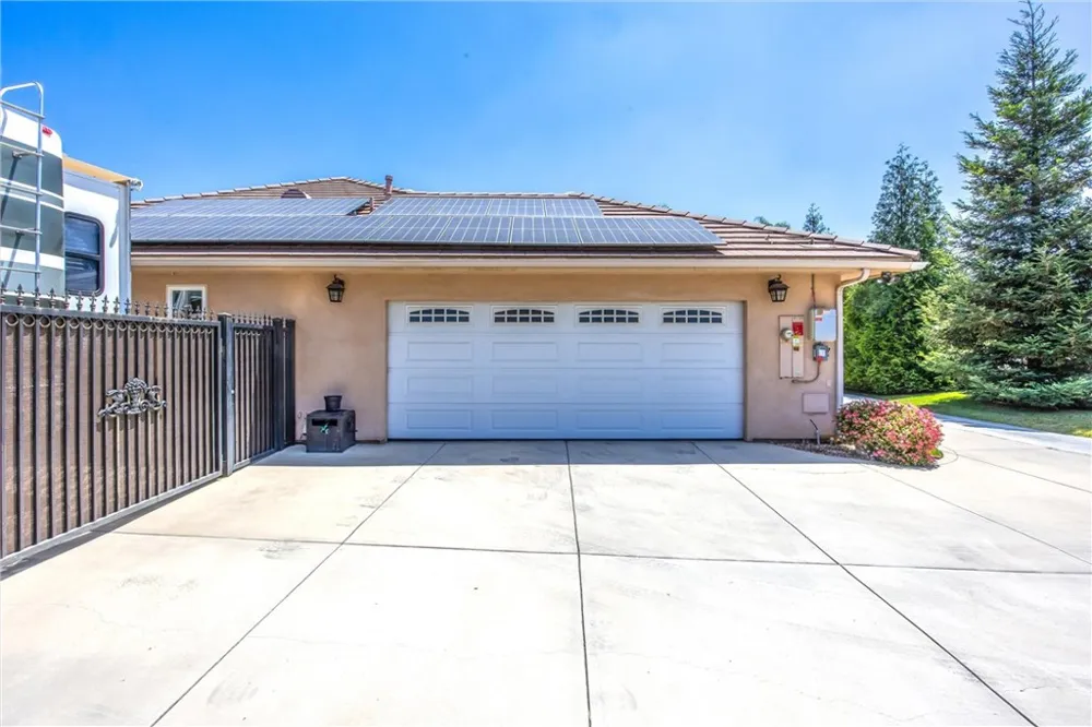 35102 Persimmon Yucaipa, CA 92399
