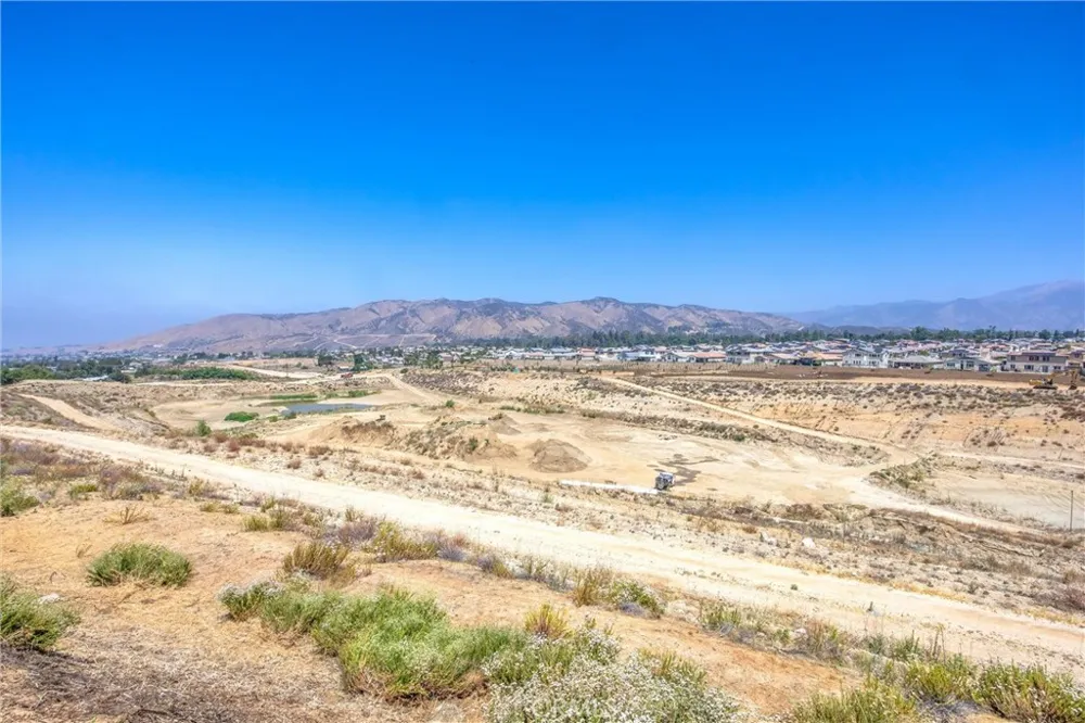 35102 Persimmon Yucaipa, CA 92399