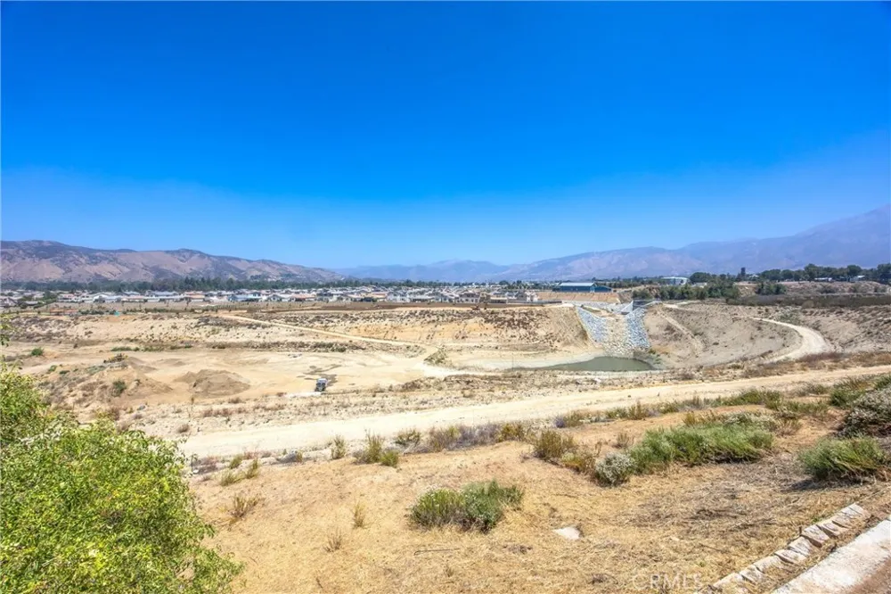35102 Persimmon Yucaipa, CA 92399