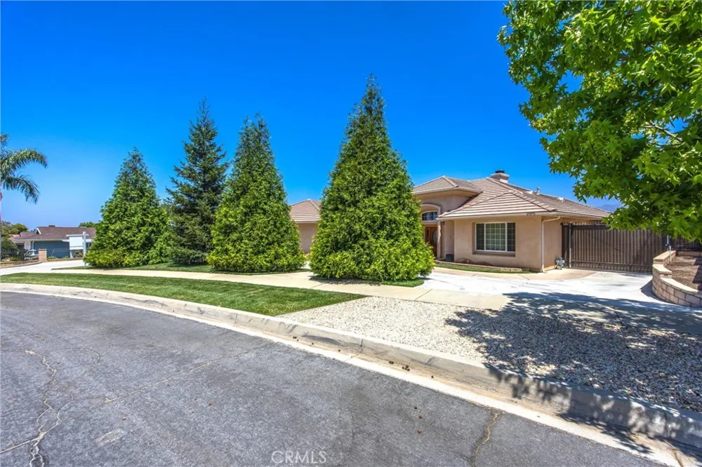 35102 Persimmon Yucaipa, CA 92399