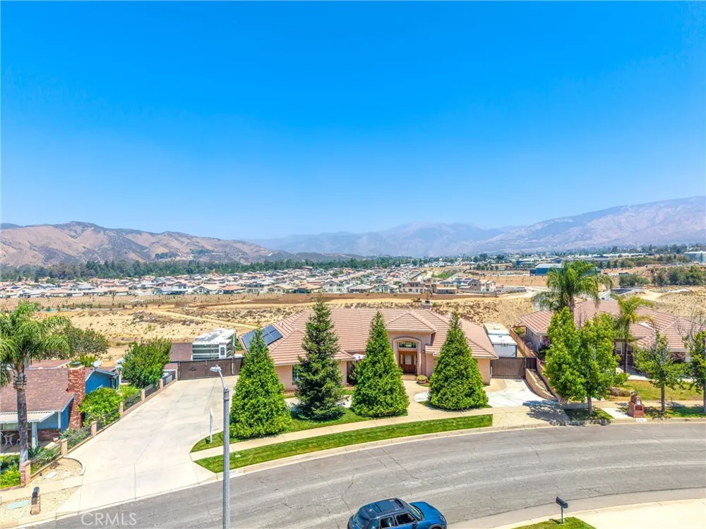 35102 Persimmon Yucaipa, CA 92399