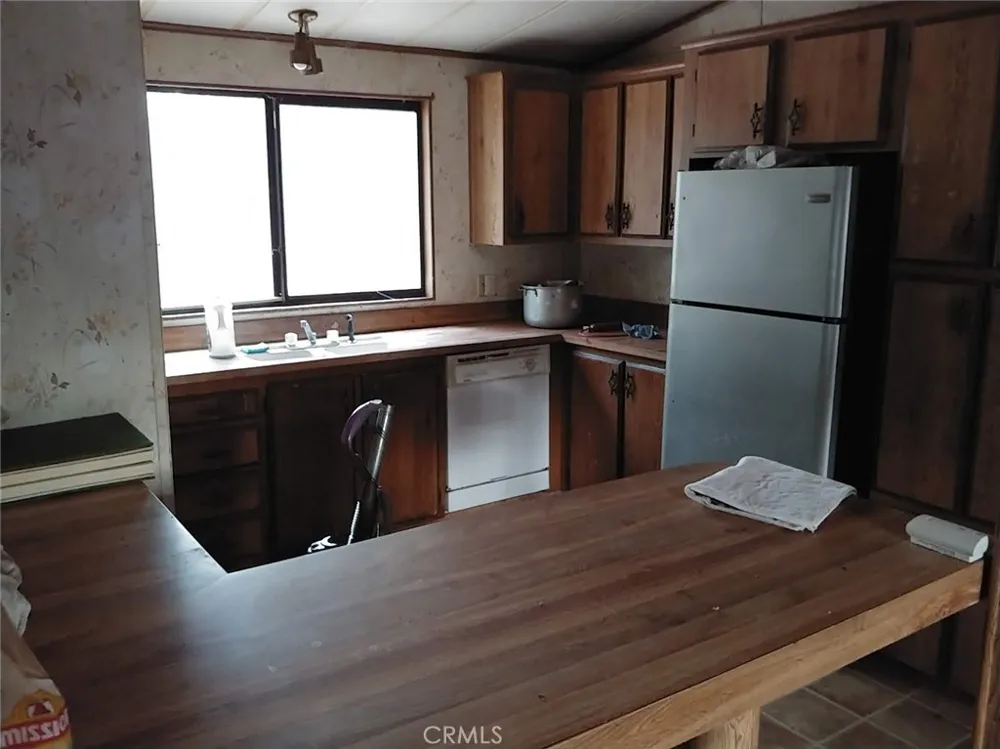 11254 Airstrip Road Loch Lomond, CA 95461