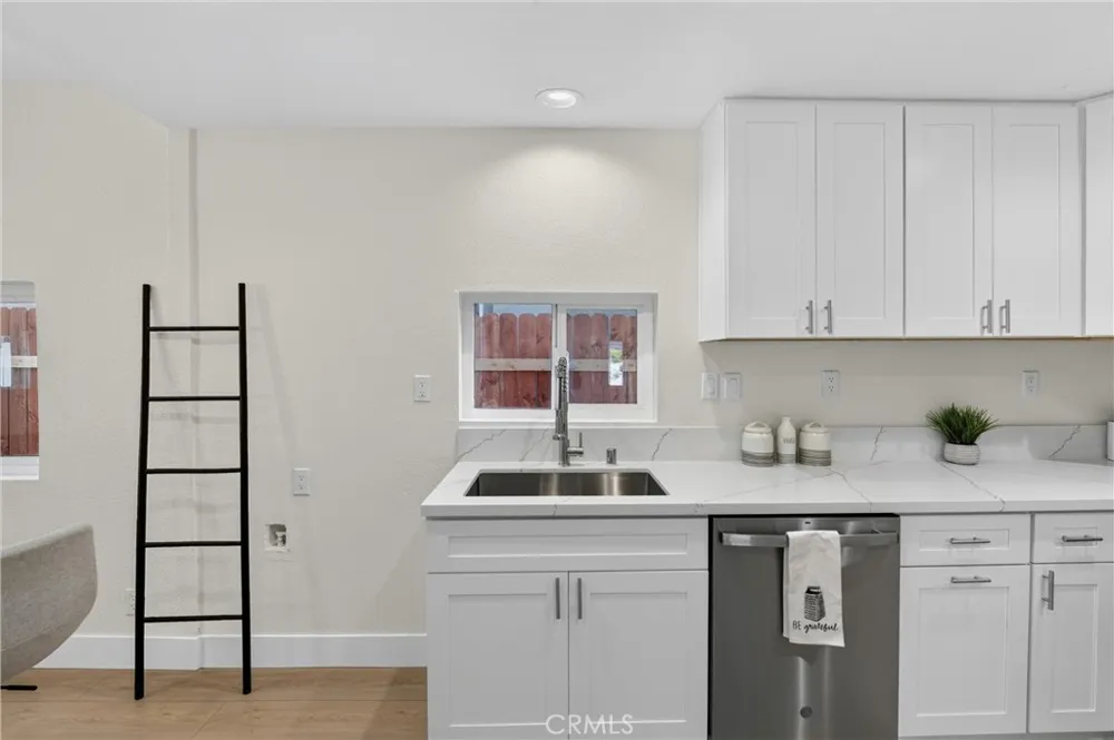 248 W Colton, CA 92324