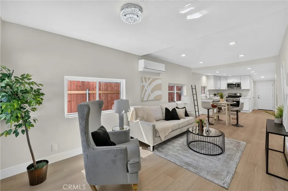 248 W Colton, CA 92324