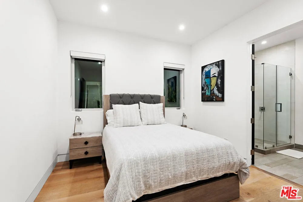 637 Gardner Street Los Angeles, CA 90036