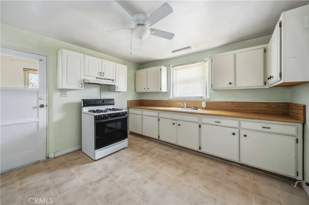 26849 Nichols Street Boron, CA 93516