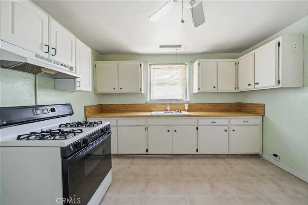 26849 Nichols Street Boron, CA 93516