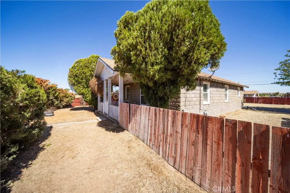 26849 Nichols Street Boron, CA 93516