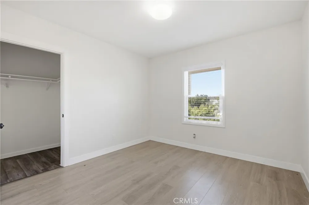 8302 Webb Sun Valley, CA 91352