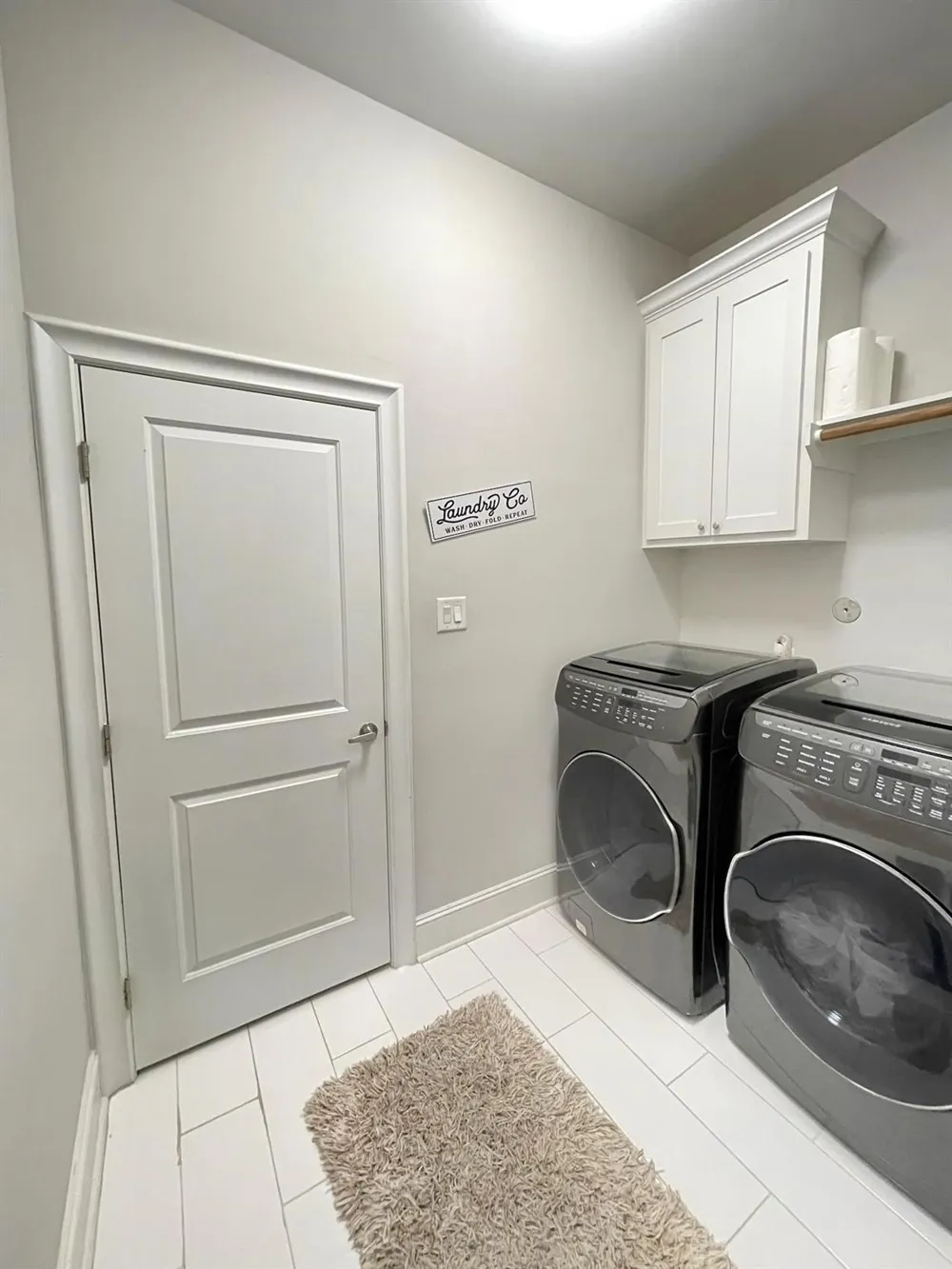913 Eleanor Street Houston, TX 77009