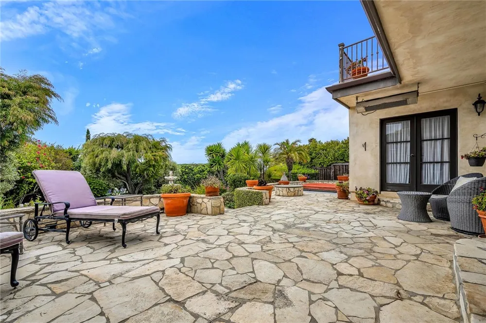 1613 Via Lazo Palos Verdes Peninsula, CA 90274