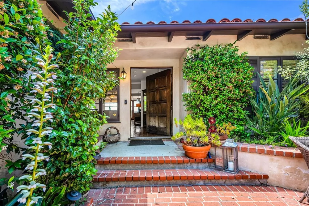 1613 Via Lazo Palos Verdes Peninsula, CA 90274