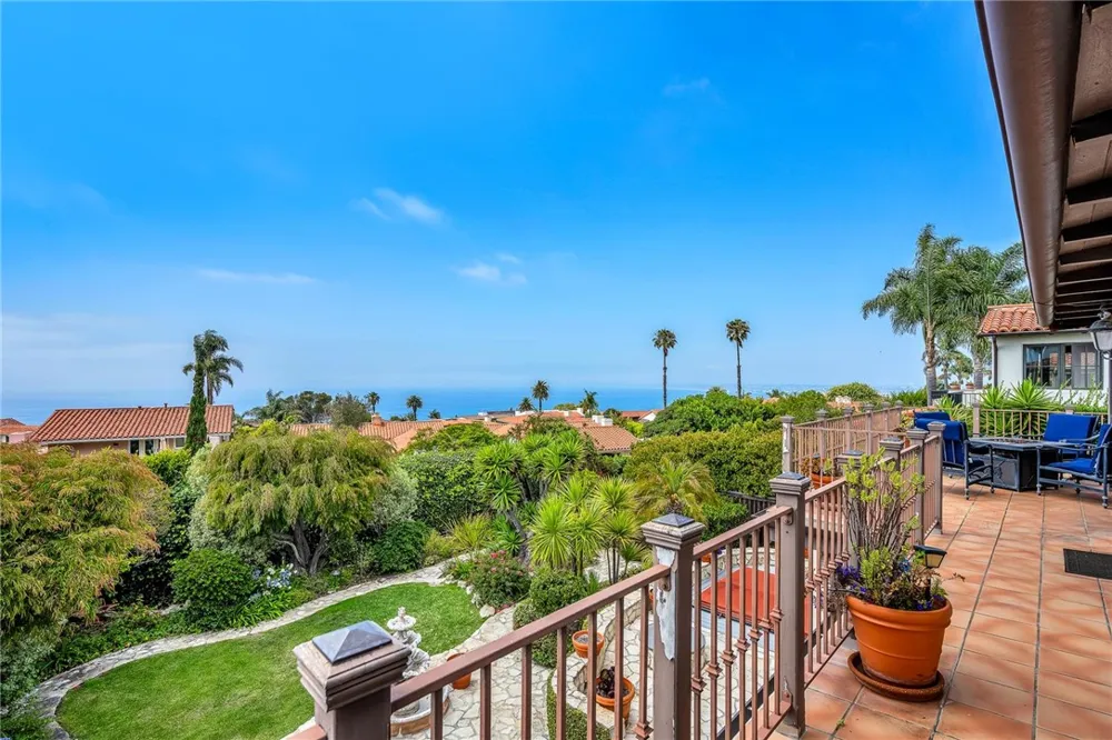 1613 Via Lazo Palos Verdes Peninsula, CA 90274